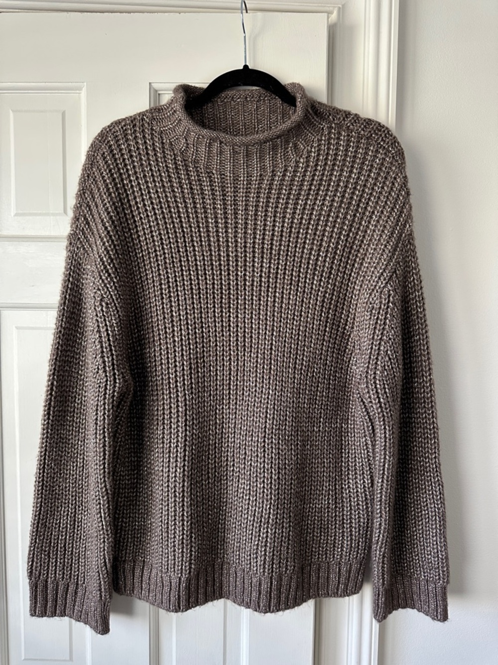 GAP Crewneck Chunky Knit Sweater - Taupe